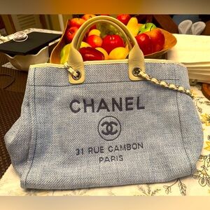 CHANEL Deauville Chain Tote Bag - Blue & White - Medium